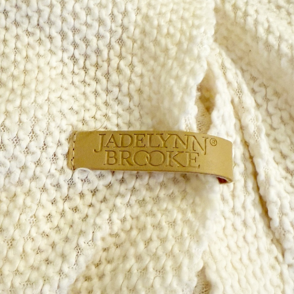 Jadelynn Brooke Boyfriend Pullover Cowl Neck Sweater - Picture 8 of 9